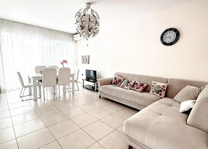 в жилом комплексе Caesar V16l Villa *